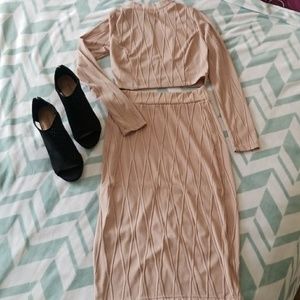 2 piece crop top& skirt.